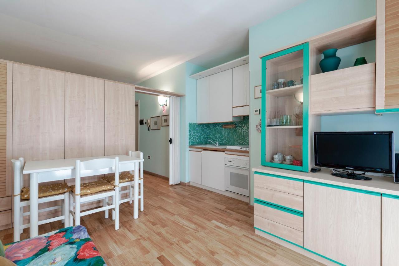 Azzurra Suite - Monolocale Con Piscina E Wifi Sirmione Exterior foto